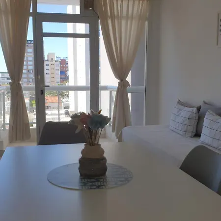 Madryn Alegra - Centrico, Balcon Con Vista A La Ciudad Apartment Puerto Madryn Exterior photo