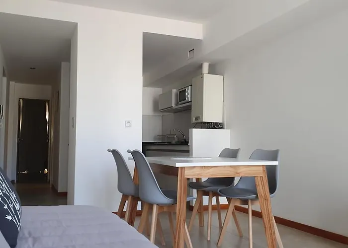 Madryn Alegra - Centrico, Balcon Con Vista A La Ciudad