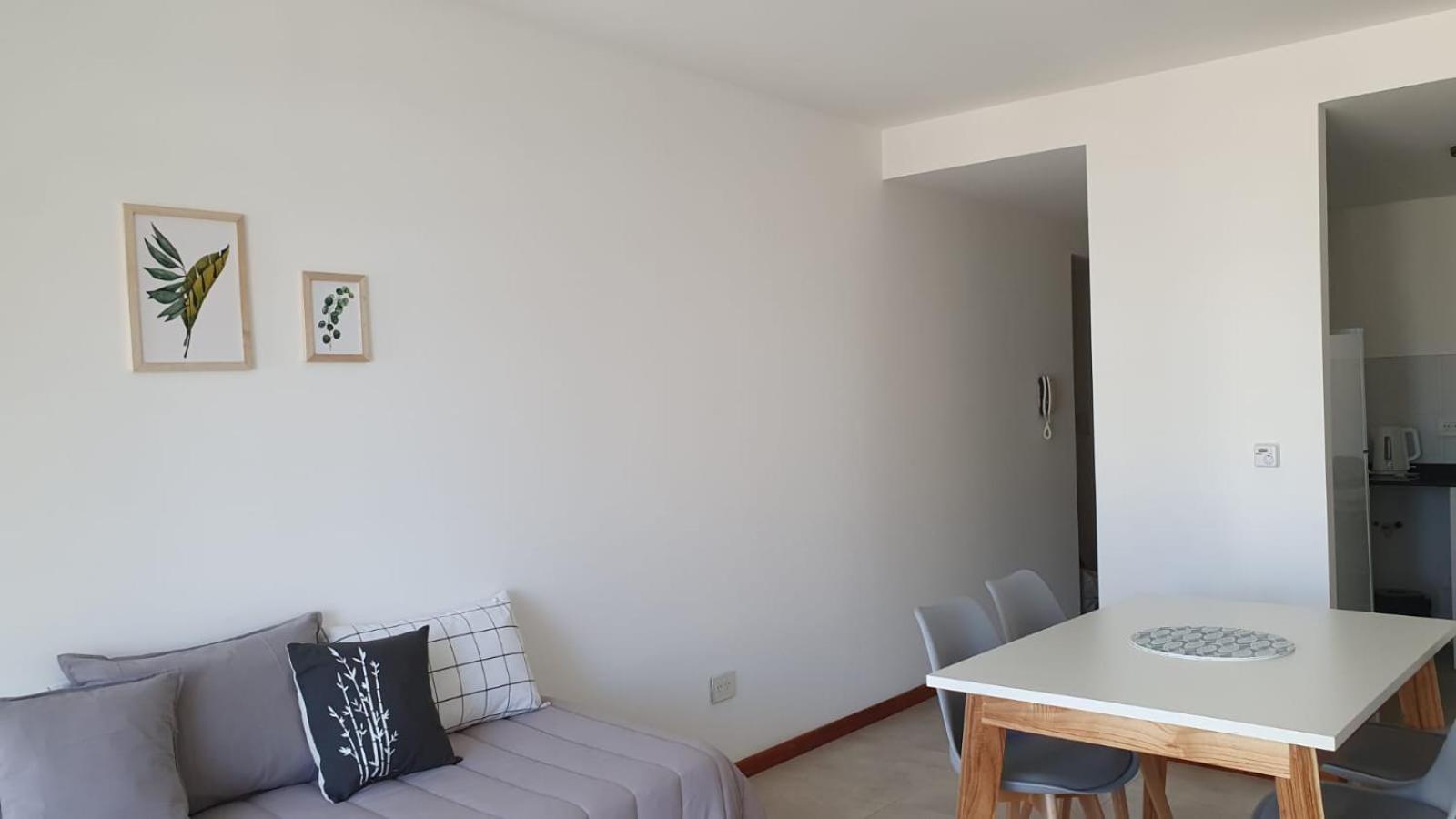 Apartment Madryn Alegra - Centrico, Balcon Con Vista A La Ciudad *