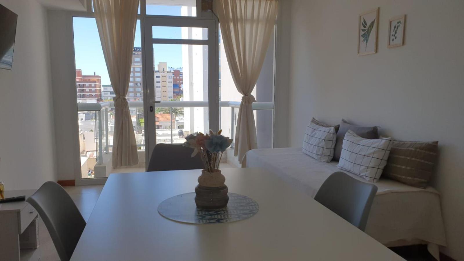 Madryn Alegra - Centrico, Balcon Con Vista A La Ciudad Puerto Madryn